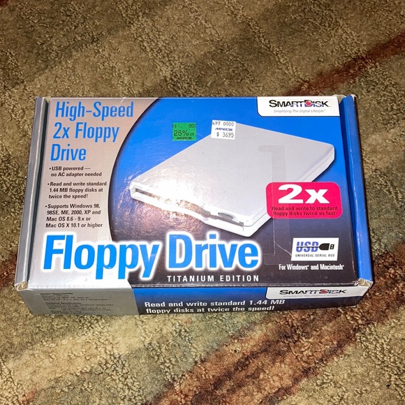 🔵 Smart Disk Floppy Drive Titanium Edition - Picture 1 of 1